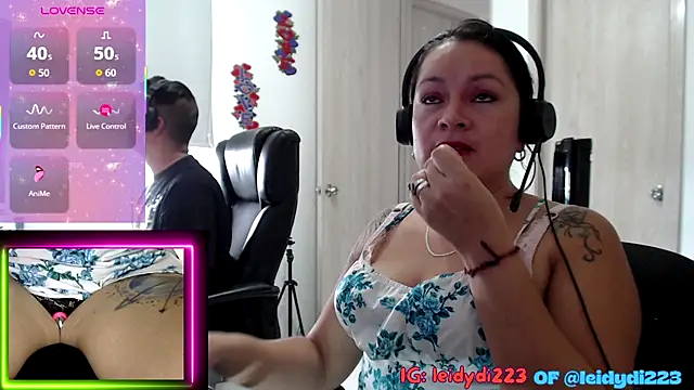 leidydi223 online show from 09-20-25, 03:13