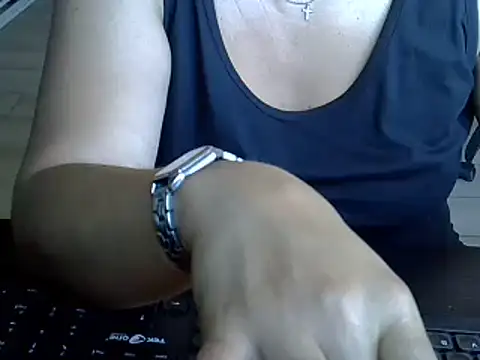 ITALIANASISIXX online show from 06-17-26, 03:46
