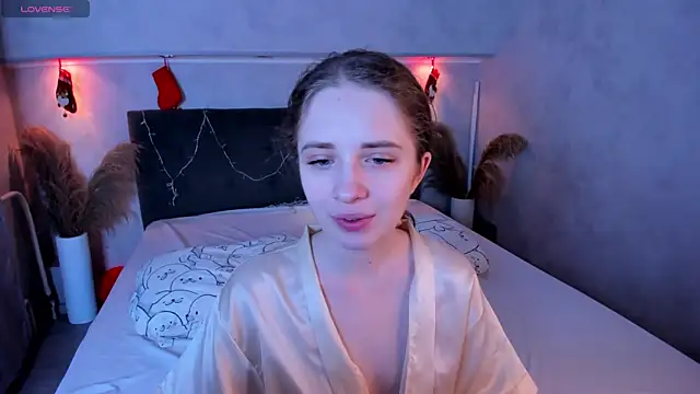 Camilla Kelly online show from 02-11-26, 01:21