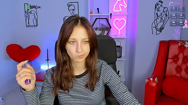 lau ra queen online show from 09-10-25, 09:31