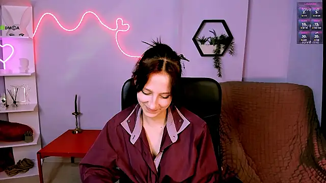 lau ra queen online show from 02-04-26, 02:50