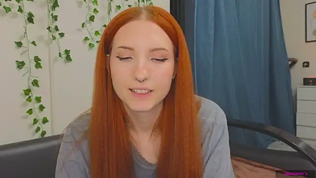 Olivia Rid  online show from 10-03-25, 08:06