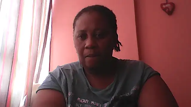 HUGEASSXXXXX online show from 10-07-25, 05:48