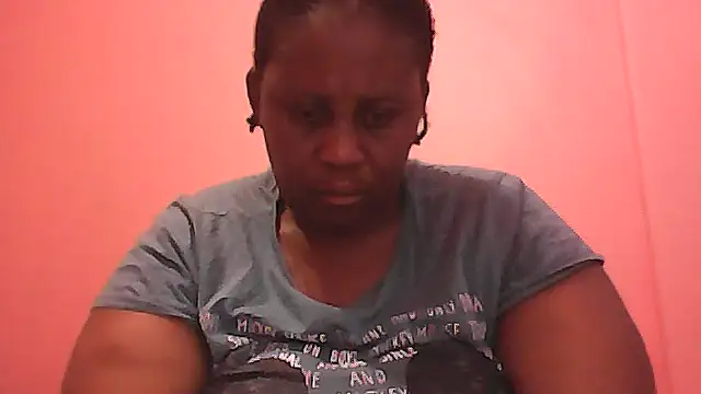 HUGEASSXXXXX online show from 10-10-25, 04:11