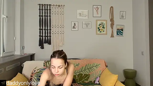 daddyonlyloveme online show from 11-01-25, 08:11