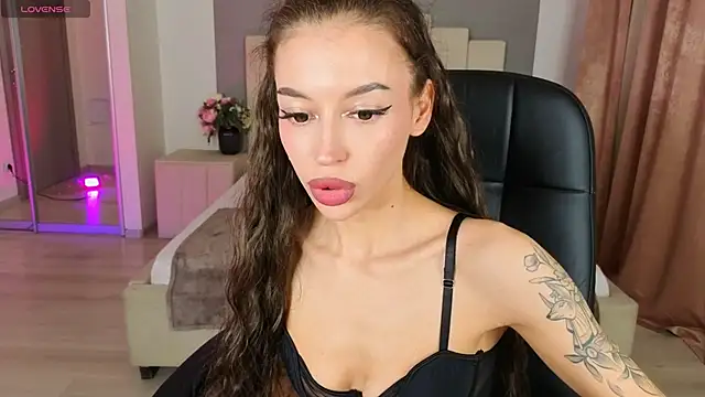 Alexa   Hill online show from 09-08-25, 08:08
