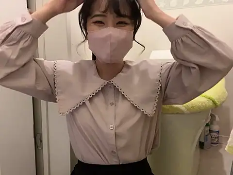 sora 033 online show from 10-15-25, 03:23