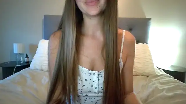 Snapshot of TaylorWest62 chatting on 09-20-25, 03:46 TaylorWest62 online show from 09-20-25, 03:46