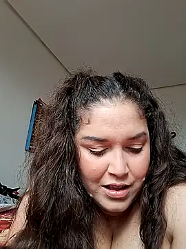 Snapshot of valkiriabbw chatting on 04-16-26, 01:01 valkiriabbw online show from 04-16-26, 01:01