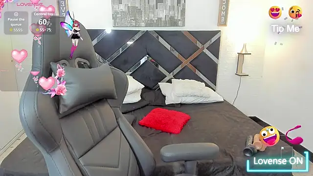 Katalina red online show from 09-20-25, 04:08