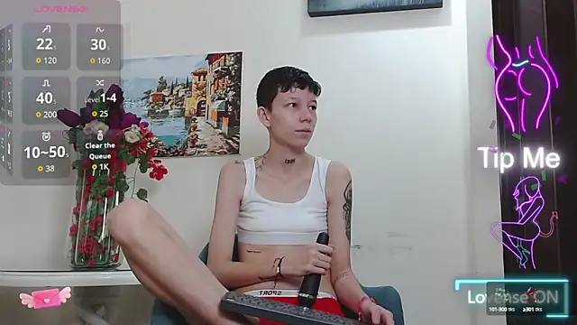 Snapshot of LiamBrown09 chatting on 09-08-25, 07:13 LiamBrown09 online show from 09-08-25, 07:13