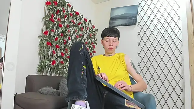 LiamBrown09 online show from 06-24-26, 07:24