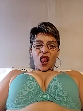 Snapshot of Lulypsicologasexual chatting on 02-26-26, 07:46 Lulypsicologasexual online show from 02-26-26, 07:46