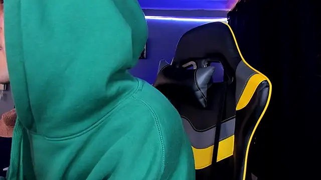 alexgiraldo   online show from 09-26-25, 12:53