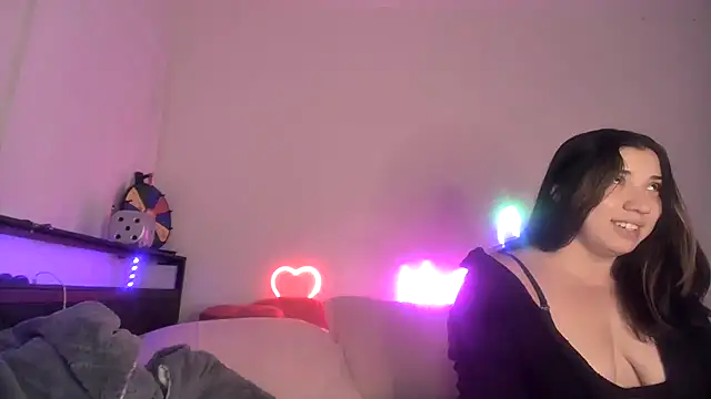 torithequeen online show from 05-07-26, 02:06