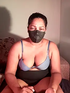 Snapshot of Kim_kardashia24 chatting on 09-24-25, 06:17 Kim kardashia24 online show from 09-24-25, 06:17