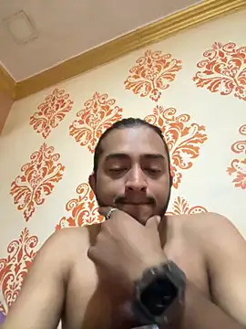 seenu2101 online show from 02-18-26, 11:11