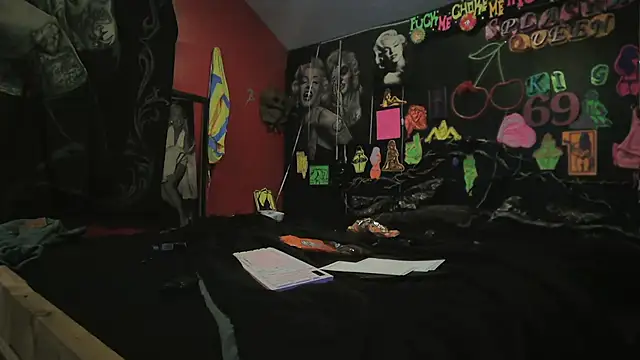 Splash Queen420 online show from 07-26-26, 10:27