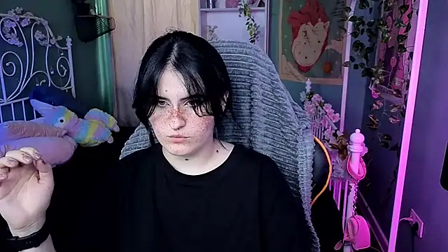 Snapshot of Dark_Shine chatting on 09-15-25, 11:10 Dark Shine online show from 09-15-25, 11:10