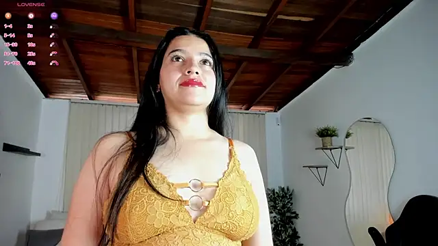 Snapshot of Miin_yuna chatting on 02-04-26, 01:50 Miin yuna online show from 02-04-26, 01:50