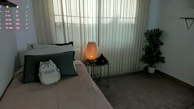 Snapshot of Miin_yuna chatting on 02-07-26, 01:48 Miin yuna online show from 02-07-26, 01:48