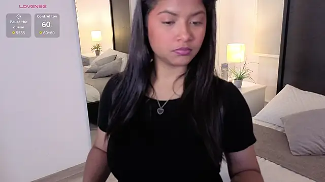 Angel yk online show from 09-13-25, 12:27