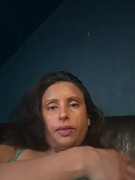 Snapshot of Angelaarayexx chatting on 04-18-26, 05:11 Angelaarayexx online show from 04-18-26, 05:11