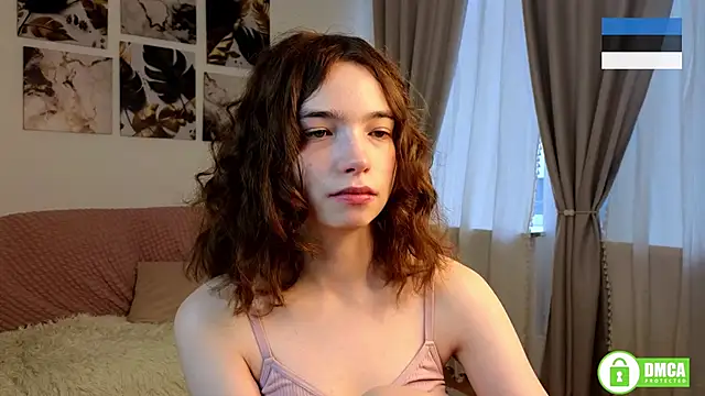 Snapshot of Evi_Brook chatting on 11-03-25, 11:55 Evi Brook online show from 11-03-25, 11:55