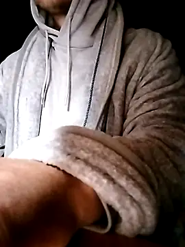 Snapshot of JohnnyTos chatting on 05-29-26, 09:57 JohnnyTos online show from 05-29-26, 09:57