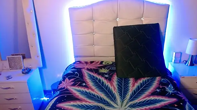 elapetitie online show from 11-15-25, 08:00