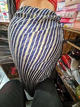 Snapshot of indianhotwife639 chatting on 03-04-26, 05:24 indianhotwife639 online show from 03-04-26, 05:24