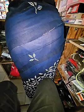 Snapshot of indianhotwife639 chatting on 03-19-26, 04:49 indianhotwife639 online show from 03-19-26, 04:49