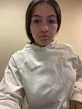 Alyha Cortes online show from 03-12-26, 01:17