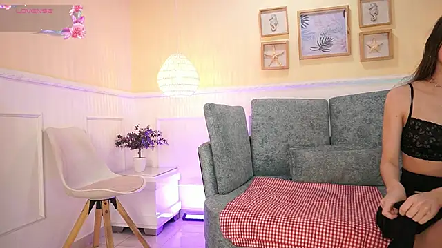 LoonaNyx online show from 09-25-25, 11:36