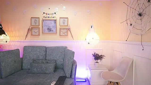 LoonaNyx online show from 10-16-25, 11:33