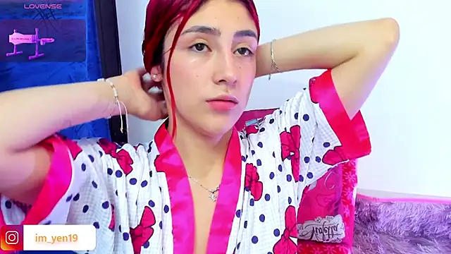 adahraa younng online show from 09-26-25, 04:05