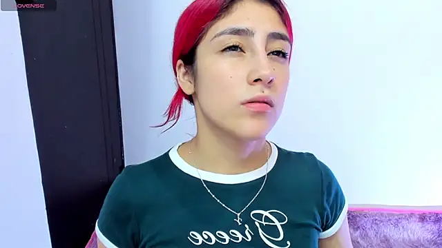 adahraa younng online show from 10-21-25, 03:57