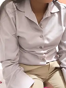 Snapshot of Shalu_G chatting on 11-03-25, 12:50 Shalu G online show from 11-03-25, 12:50