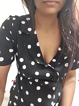 Snapshot of Shalu_G chatting on 11-05-25, 01:49 Shalu G online show from 11-05-25, 01:49