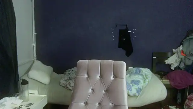 Snapshot of turkishTransEfsun chatting on 10-19-25, 07:53 turkishTransEfsun online show from 10-19-25, 07:53