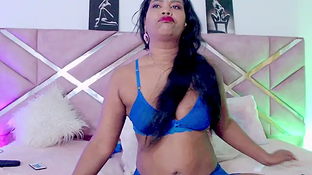 sofia 07 online show from 11-26-25, 06:42