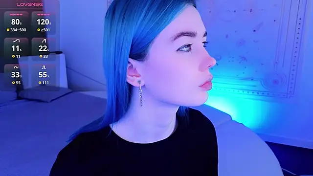 Snapshot of Kiara_Dream chatting on 10-03-25, 09:01 Kiara Dream online show from 10-03-25, 09:01