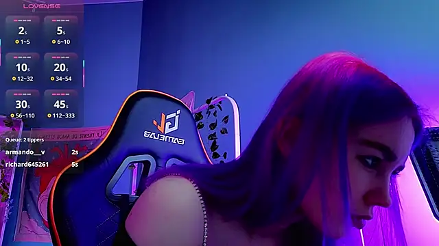 Snapshot of Kiara_Dream chatting on 10-11-25, 09:13 Kiara Dream online show from 10-11-25, 09:13