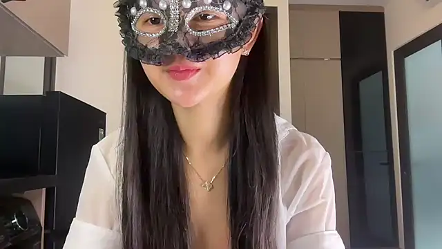 Snapshot of Mimi_love01 chatting on 03-05-26, 03:02 Mimi love01 online show from 03-05-26, 03:02