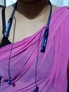 Varsha21 online show from 10-31-25, 09:21