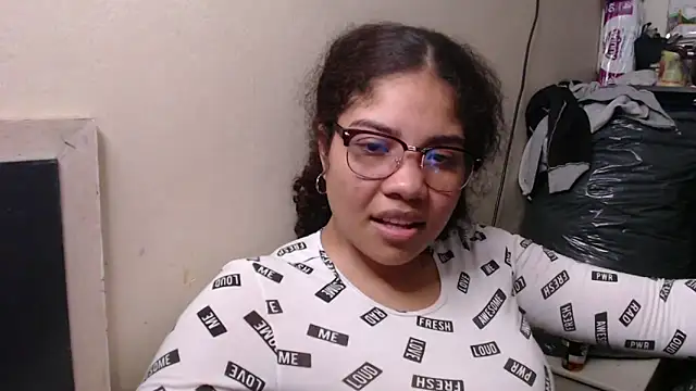 madelene online show from 03-12-25, 04:19