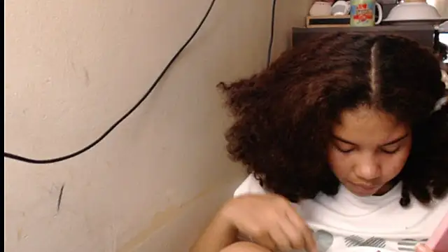 Snapshot of madelene chatting on 03-26-26, 02:39 madelene online show from 03-26-26, 02:39