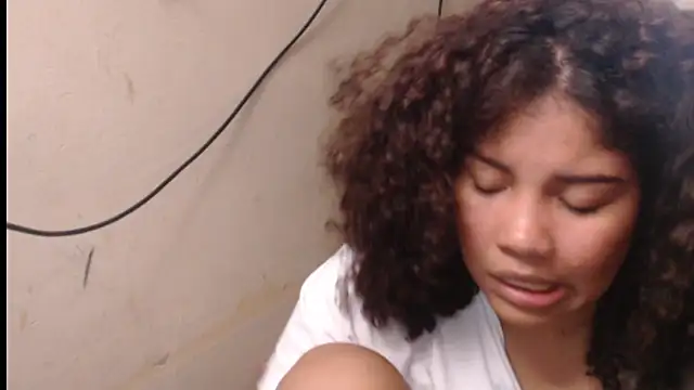 Snapshot of madelene chatting on 04-02-26, 03:15 madelene online show from 04-02-26, 03:15