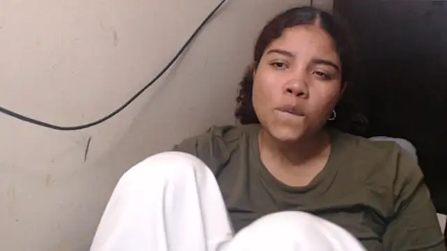 Snapshot of madelene chatting on 04-04-26, 03:49 madelene online show from 04-04-26, 03:49