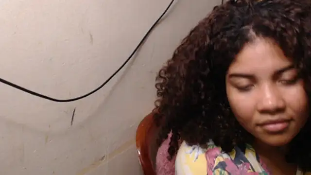 Snapshot of madelene chatting on 04-06-26, 04:46 madelene online show from 04-06-26, 04:46